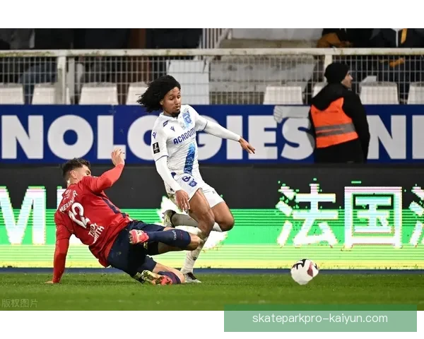 圣埃蒂安赛季预测：球队状态回暖，目标重返法甲竞争行列