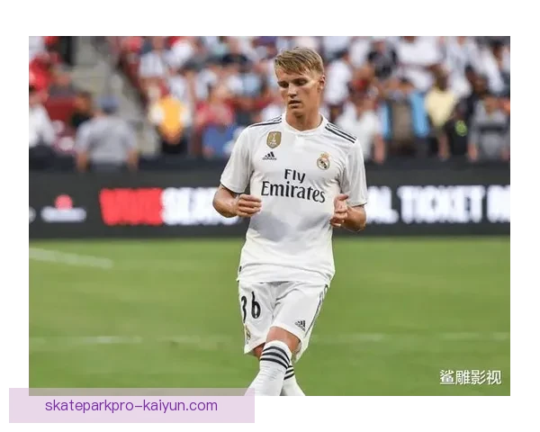 奥纳纳传球风格分析:稳定表现提升球队进攻效率 奥纳纳传球风格分析:稳定表现提升球队进攻效率