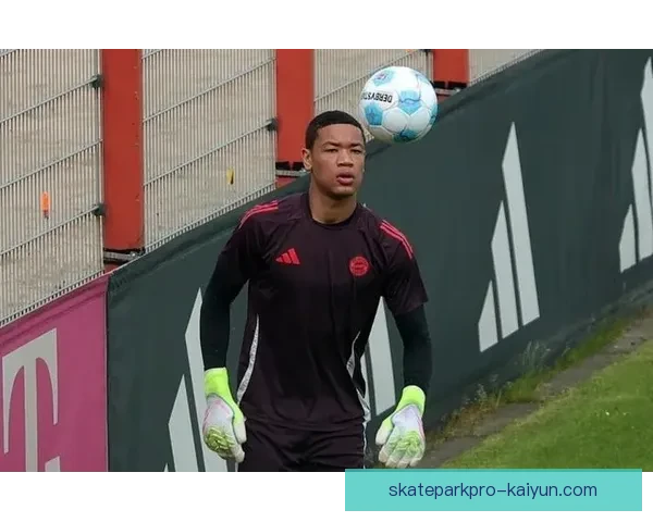 拜仁青训实力持续提升，年轻球员表现稳健备受期待